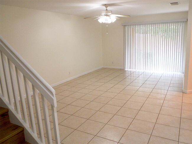 Living Room - 3040 Waddell Ave