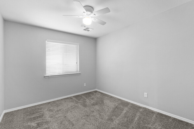 Building Photo - 14861 Oldenberg Ct