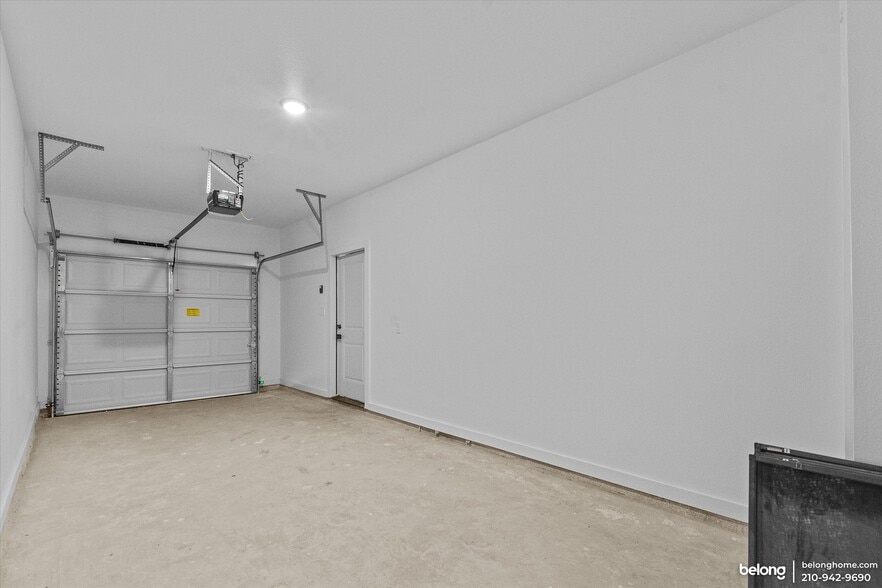 Building Photo - 114 Gravel St