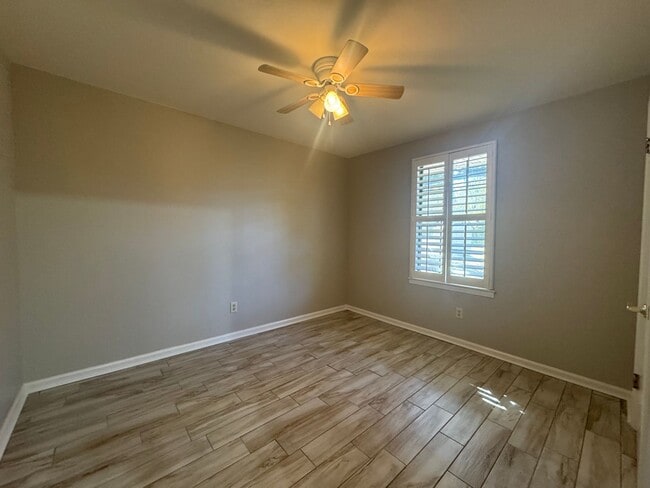 Building Photo - 3/1 Quiet Country Home in Graceville