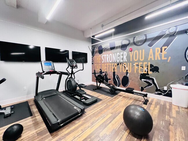 Building Photo - 160 Lafayette St