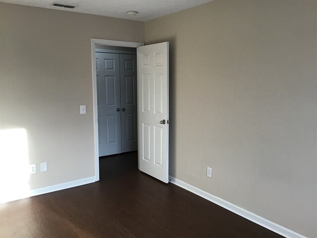 Building Photo - 2318 Lammermoor Cir