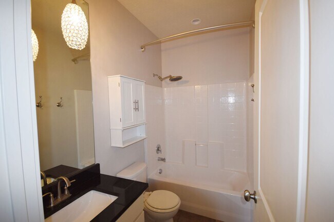 Building Photo - 4517 Daybreak Rim Way