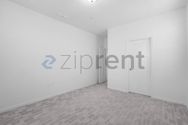 Building Photo - 9287 Mystic Lake Alley