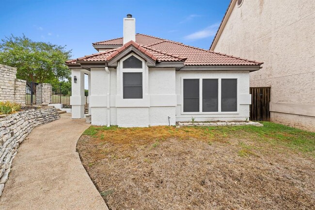 Building Photo - 581 Rupen Dr