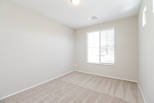 Building Photo - 12169 W Del Rio Ln