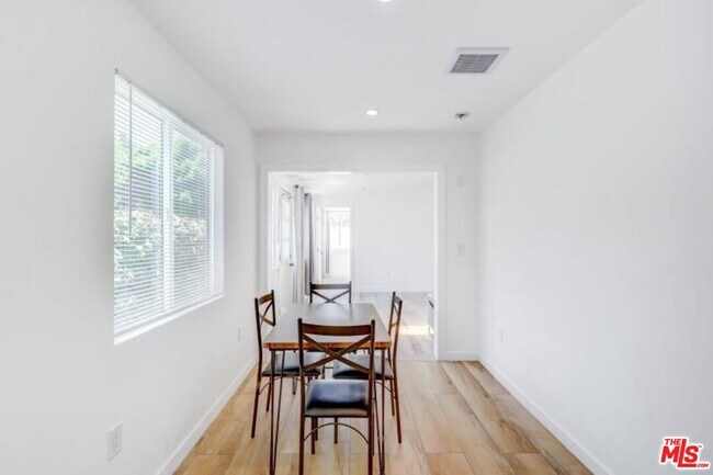 Building Photo - 19924 Welby Way