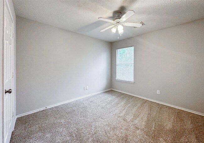 Building Photo - 131 Anise Tree Pl