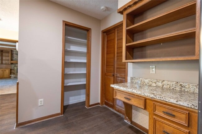 Building Photo - 27245 Kane Ln