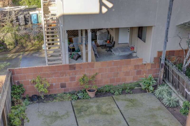 Building Photo - 433 Brazil Ave