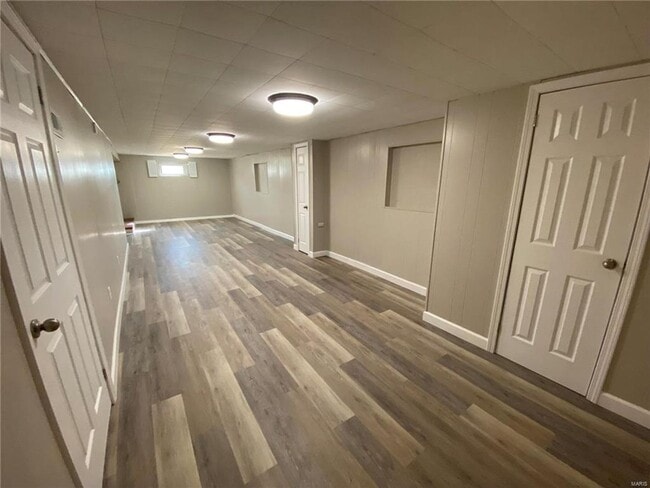 Building Photo - 9511 Antigo Dr