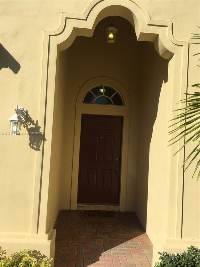 Building Photo - 16637 SW 52nd St