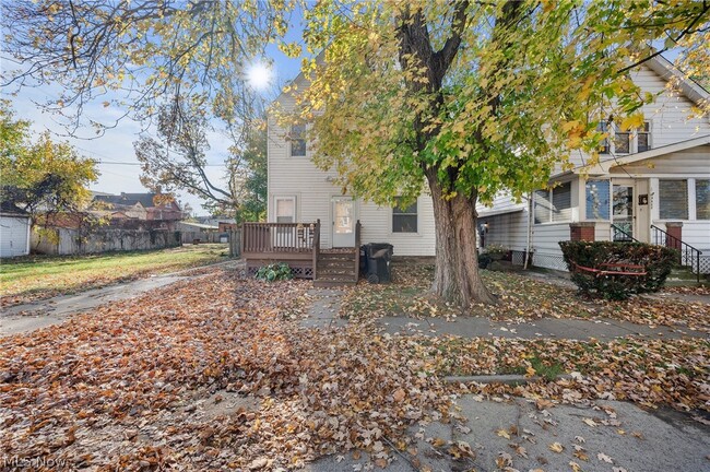 Building Photo - 9519 Preston Ave