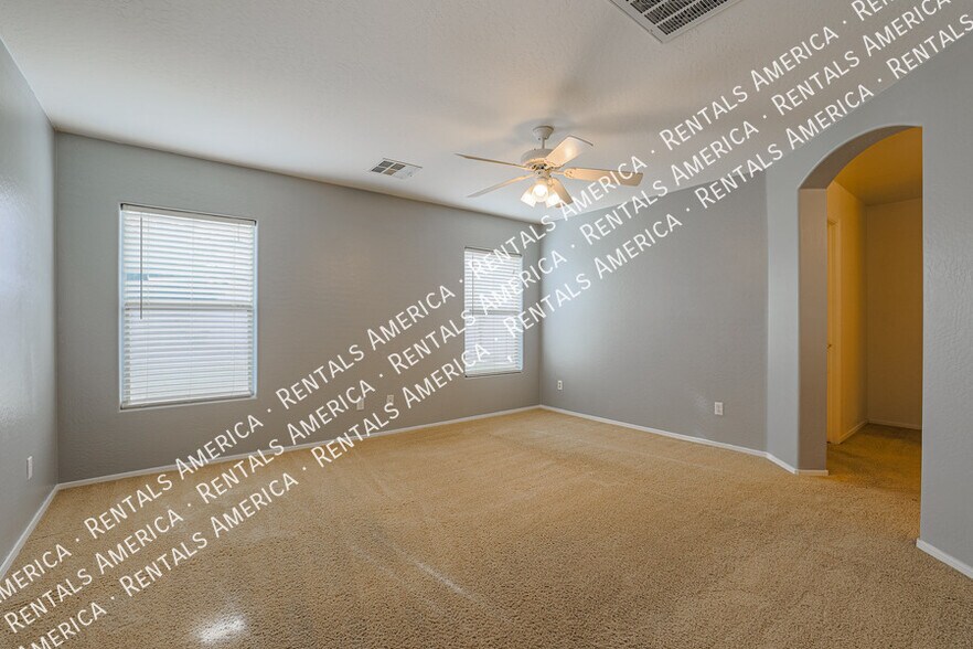 Building Photo - 3461 E Phelps St