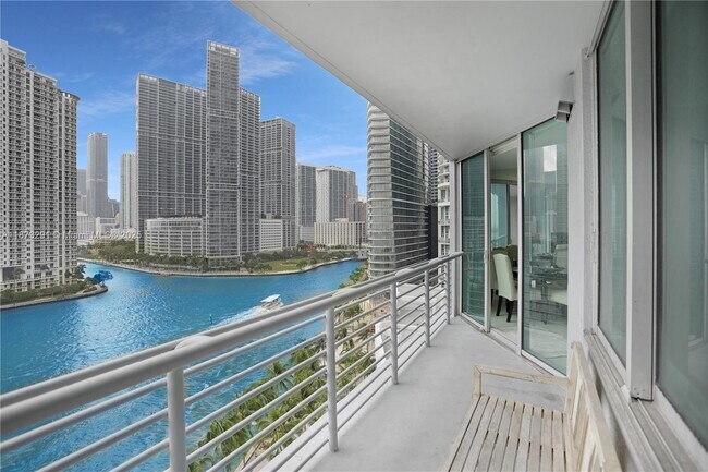 Building Photo - 325 S Biscayne Blvd