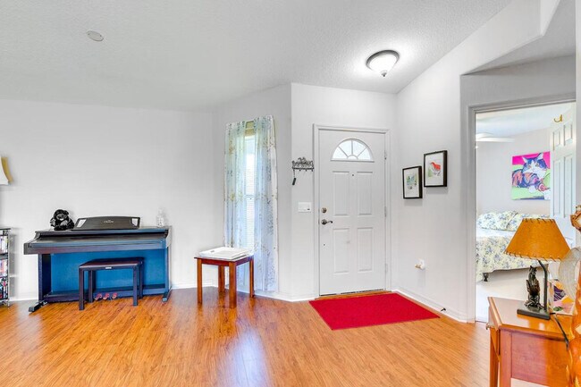 Building Photo - 15870 SW 16th Avenue Rd