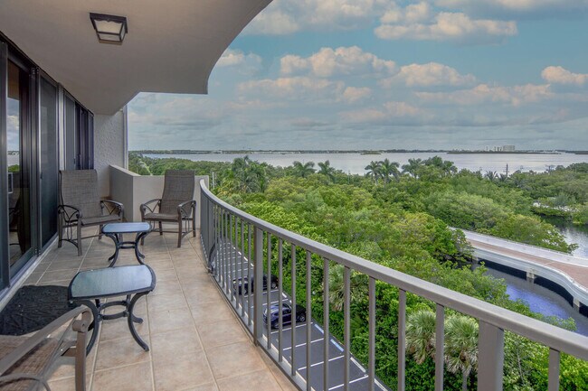 Building Photo - 4200 N Ocean Dr