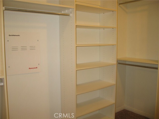 Building Photo - 27720 Elderberry St