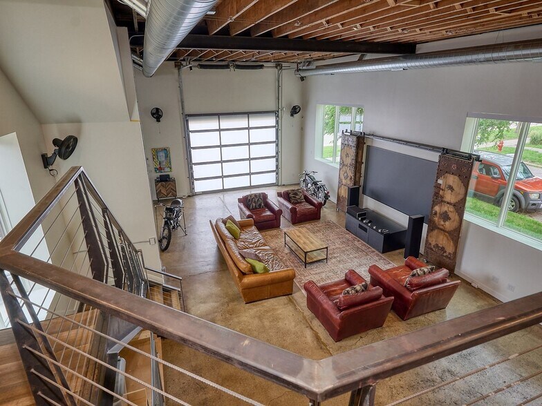 Building Photo - 1290 Snelling Ave N