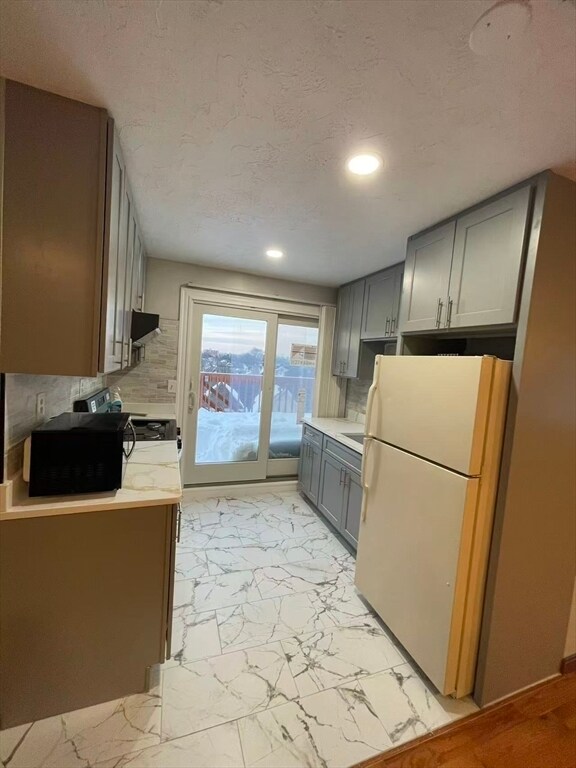 Building Photo - 129 Beale St