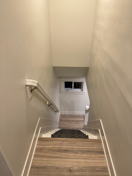 Building Photo - 1612 N Star Ave