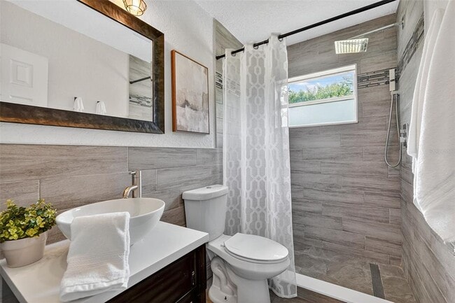 Building Photo - 11119 Temple Ave