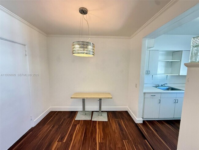 Building Photo - 760 Jefferson Ave