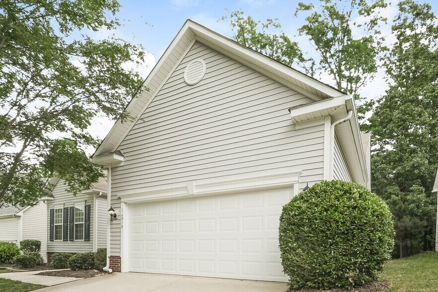 Building Photo - 12018 Cheviott Hill Ln