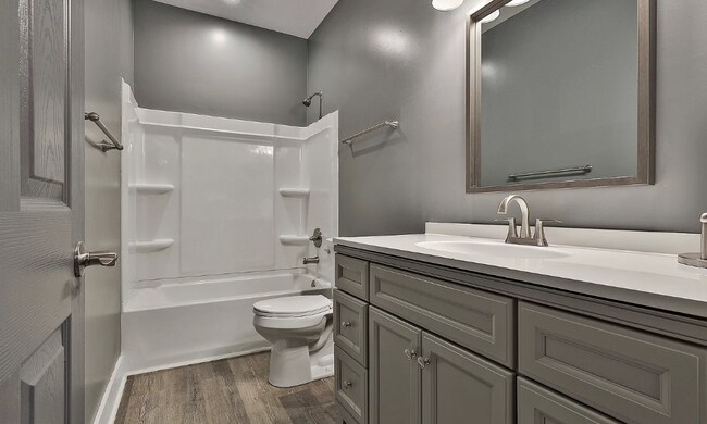 Building Photo - 87 Farmer St