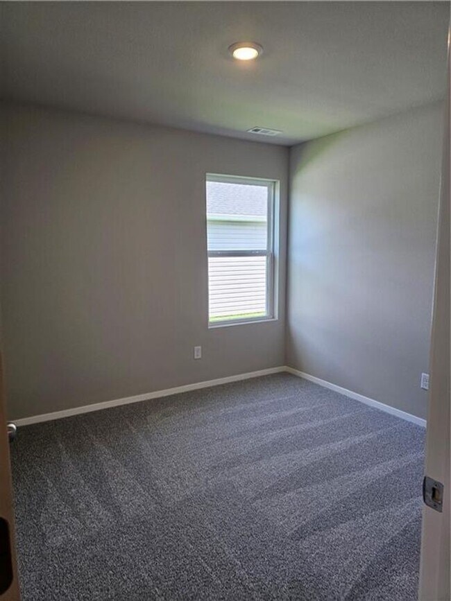 Building Photo - ***2508 E. Jan Street***