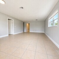 Building Photo - 1570/1572 CYPRESS DR