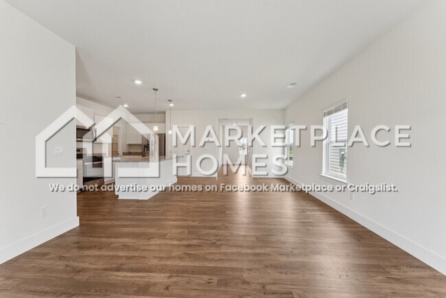 Building Photo - 8334 Bright Water Dr
