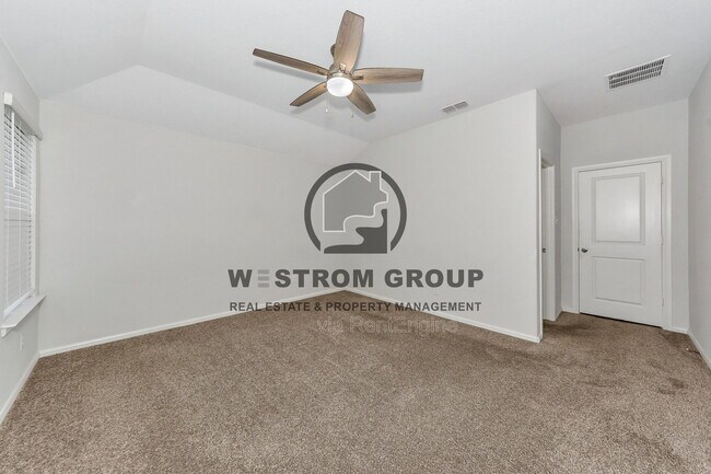 Building Photo - 9209 Leveret Ln