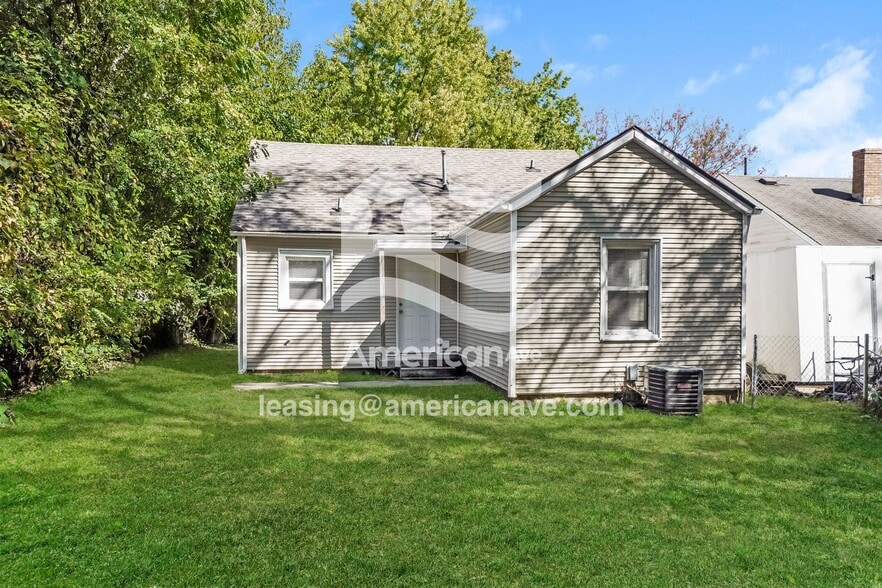 Building Photo - 428 Davidson Ct