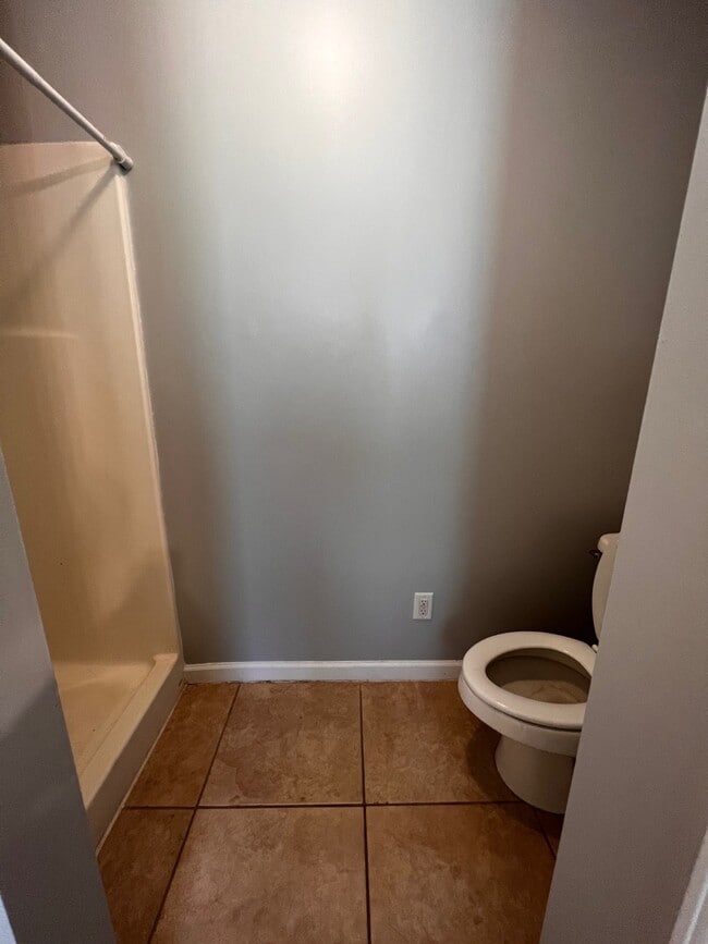 Building Photo - 92 Jackson Ave NE