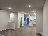 Building Photo - 305 Nickel Ln