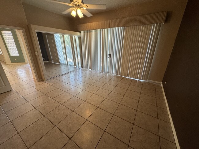Building Photo - 10100 E Agua Vista Way