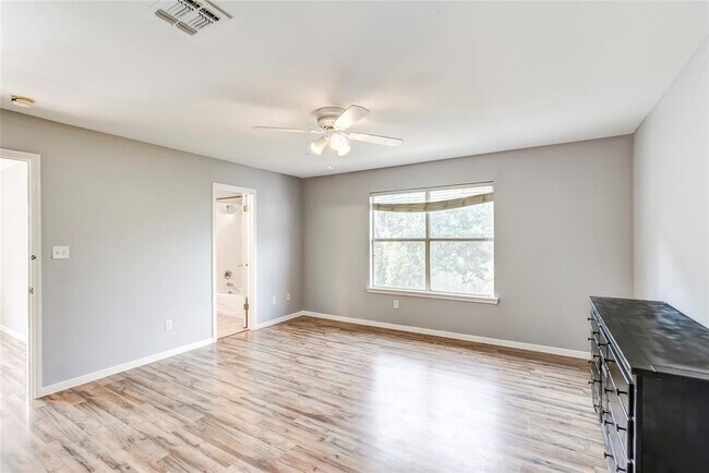 Building Photo - 1709 Windy Park Cir