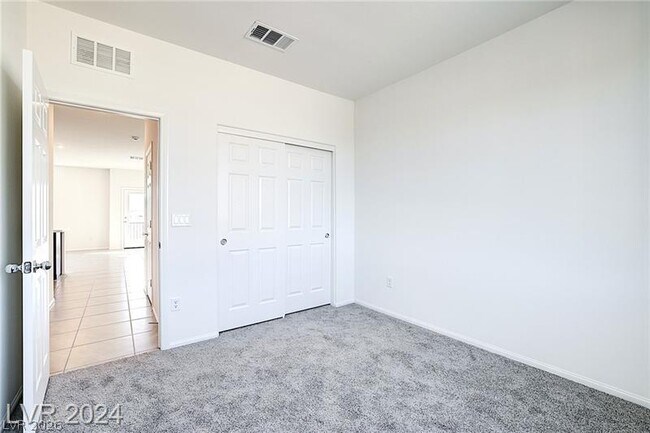 Building Photo - 5613 Steampunk St