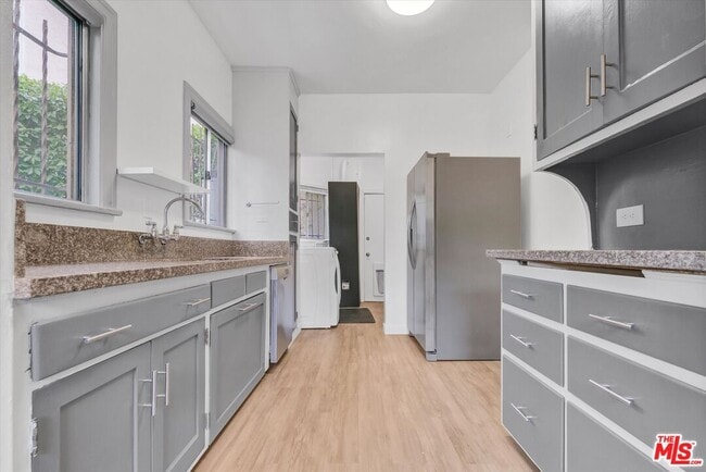 Building Photo - 5112 Edgewood Pl