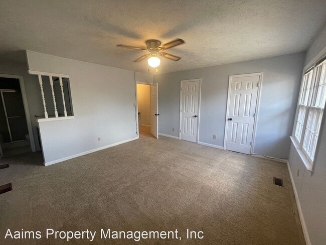 Building Photo - 2 br, 2.5 bath House - 2625 Edmonton Road