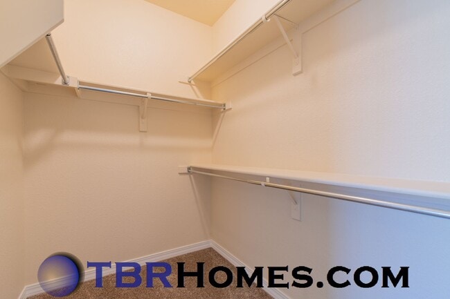 Building Photo - 14300 Waterside Ln