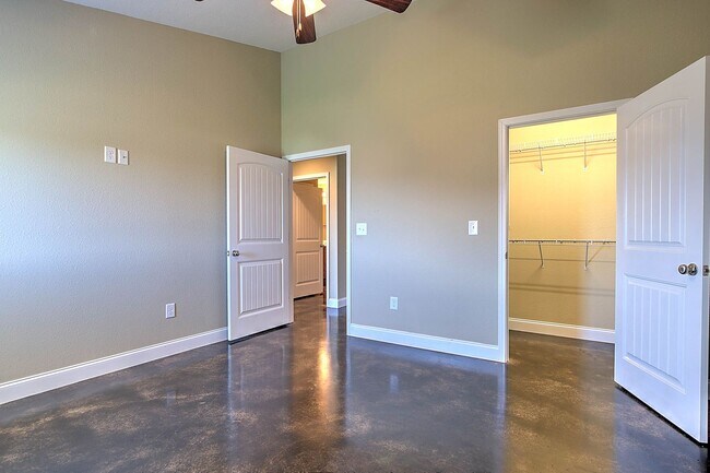Building Photo - 52 Sutter Pl