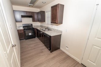 Building Photo - 4259 Silver Ranch Rd