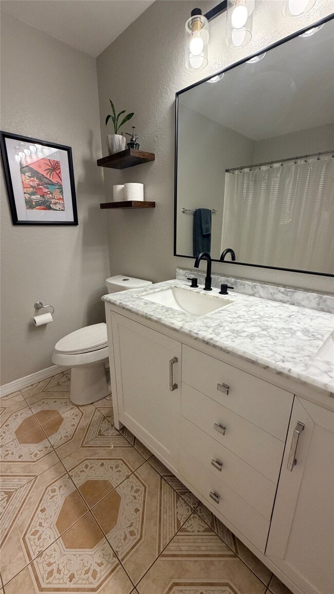 Building Photo - 12006 Madison Oak St