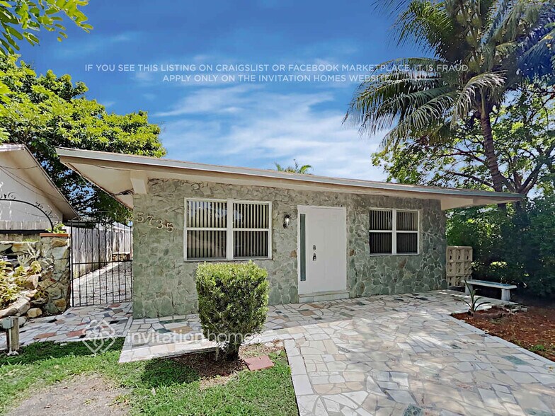 Primary Photo - 5735 Hayes St