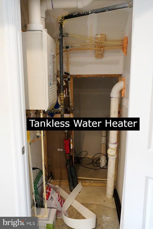 Building Photo - 21835 Primrose Willow Ln