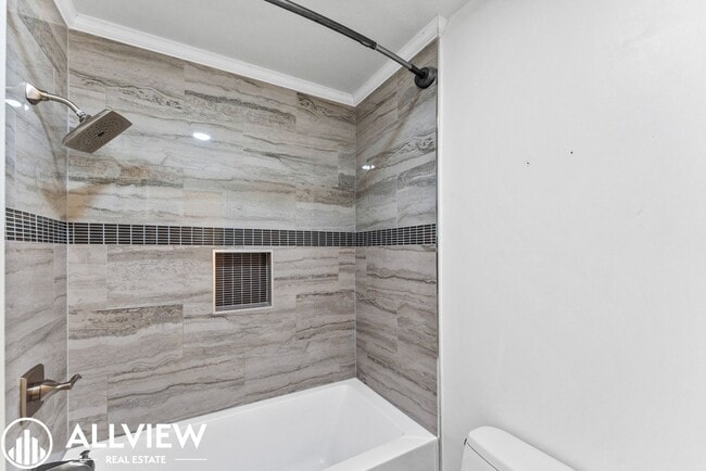 Building Photo - Spacious 3 Bed/2.5 Bath, 2-Story Home with Private Patio Available Now!