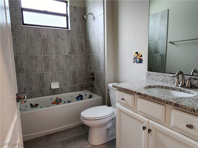 Building Photo - 11884 Hickory Estate Cir