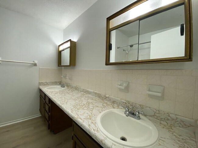 Building Photo - 6972-6996 Joseph Street